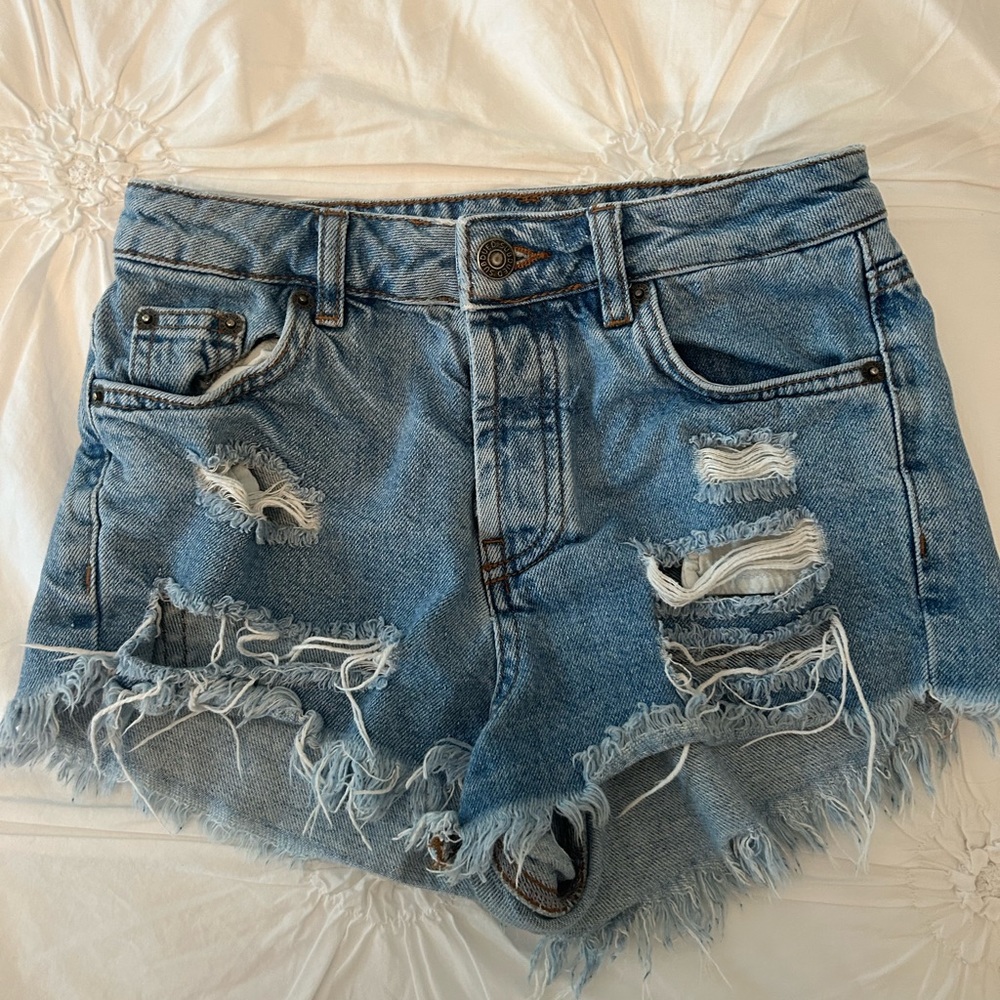 Subdued Jean shorts
